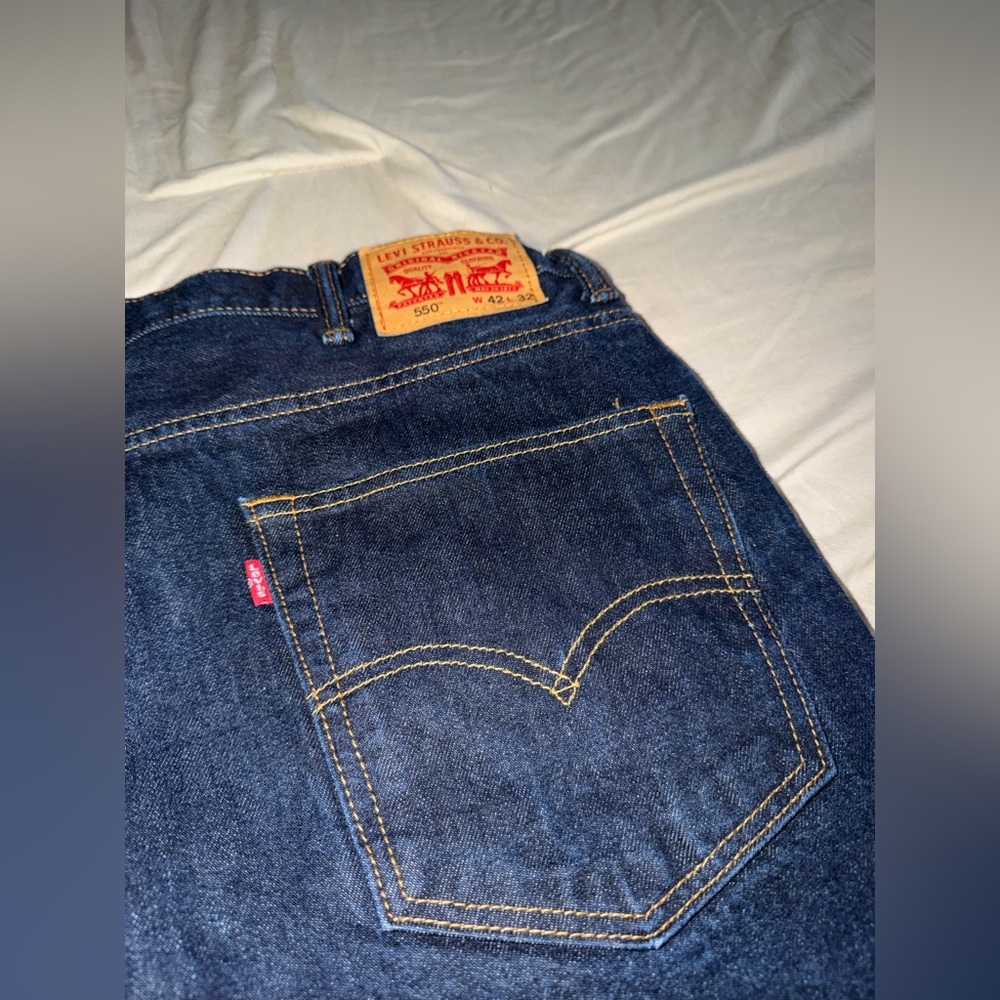Men's Relaxed Dark Blue Denim Jeans - Picture 3 of 3